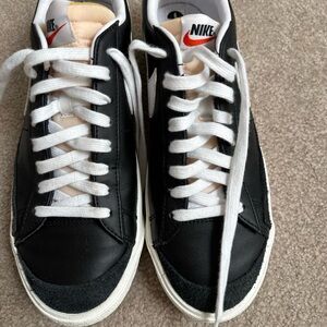 Nike Black and White Sneakers